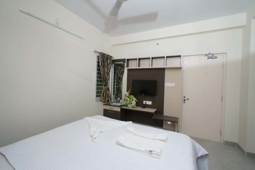 Krishna Vibe Service Apartment Tiruchirappalli Extérieur photo