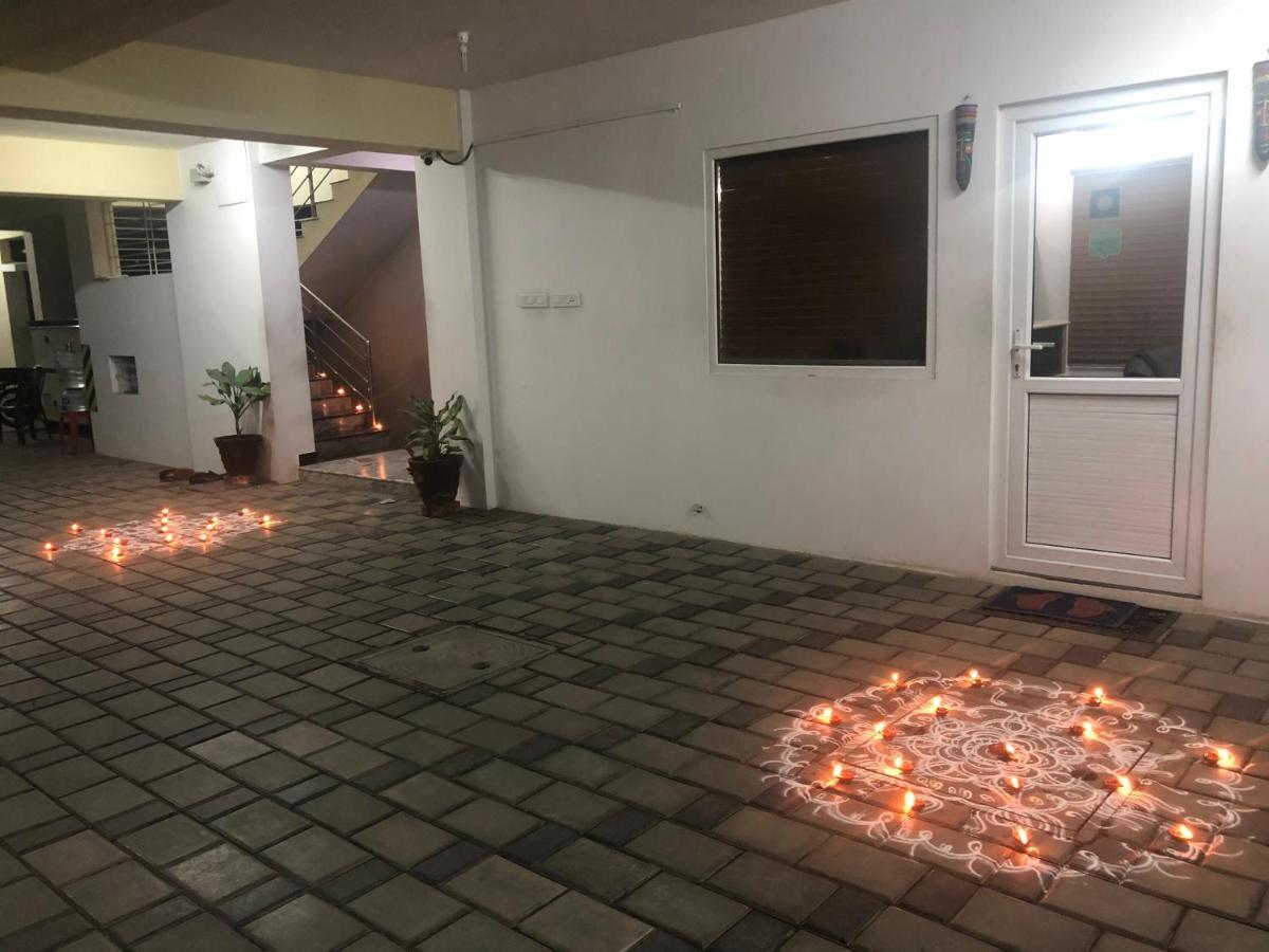 Krishna Vibe Service Apartment Tiruchirappalli Extérieur photo